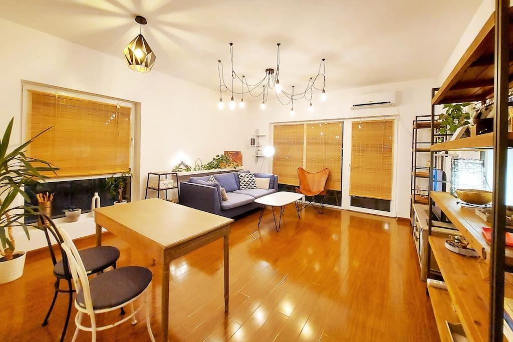 Cosy Boutique 61 Sqm Apartment - Private Parking - Ten Blocks Residence Bukareszt Zewnętrze zdjęcie