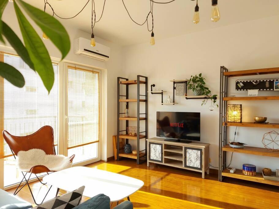 Cosy Boutique 61 Sqm Apartment - Private Parking - Ten Blocks Residence Bukareszt Zewnętrze zdjęcie
